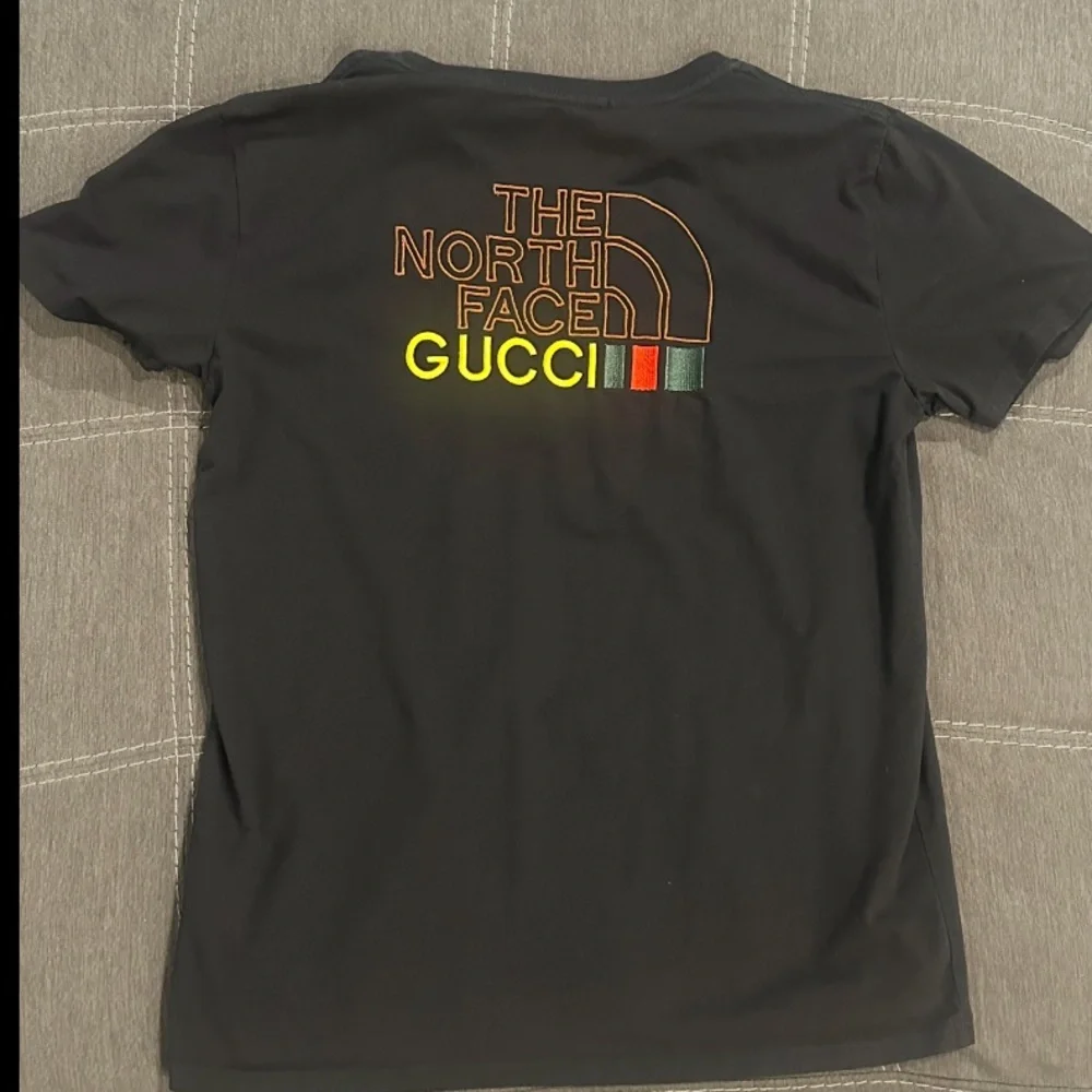 The North Face Gucci Black T-Shirt Rare - Picture 2 of 5